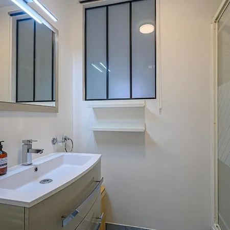 Le Coeur D'Auray - Magnifique Appartement Avec Parking Prive Exterior foto